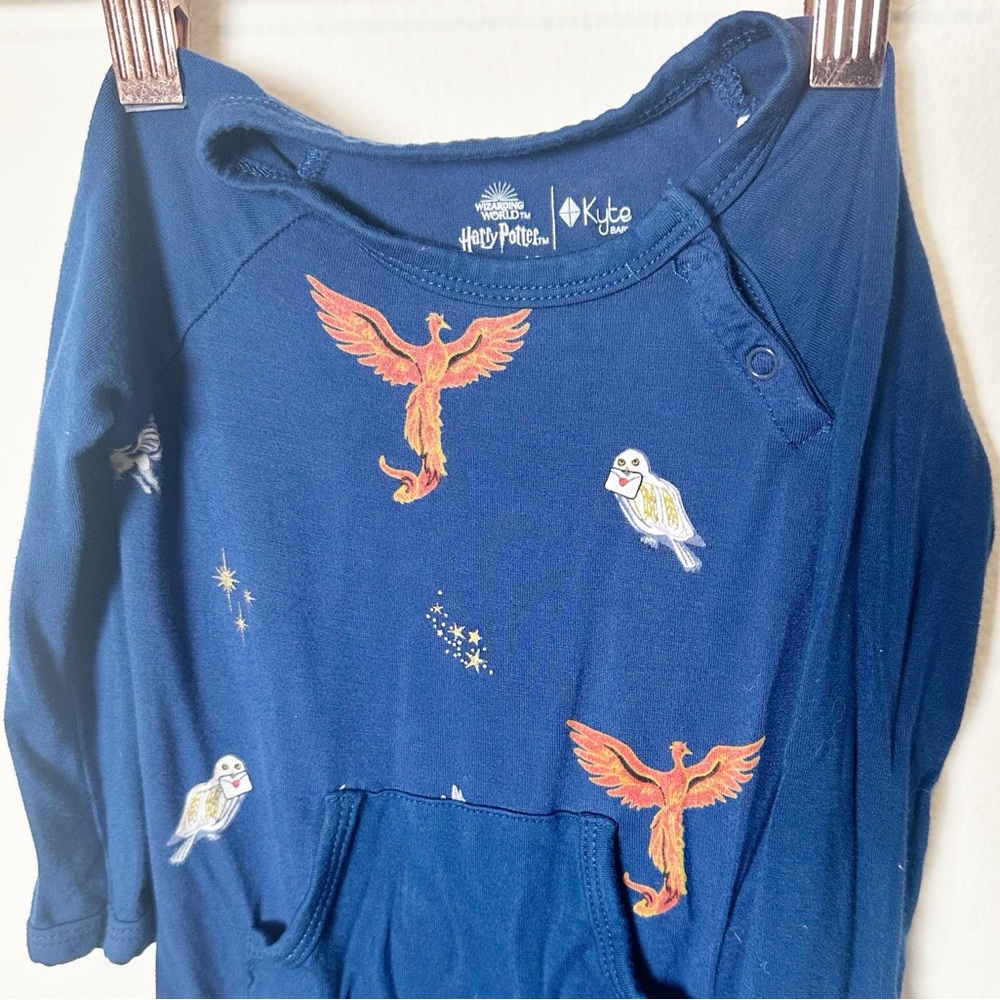 Kyte Baby x Harry Potter Footless Flight Romper Navy Blue 18-24 Months - Picture 2 of 5